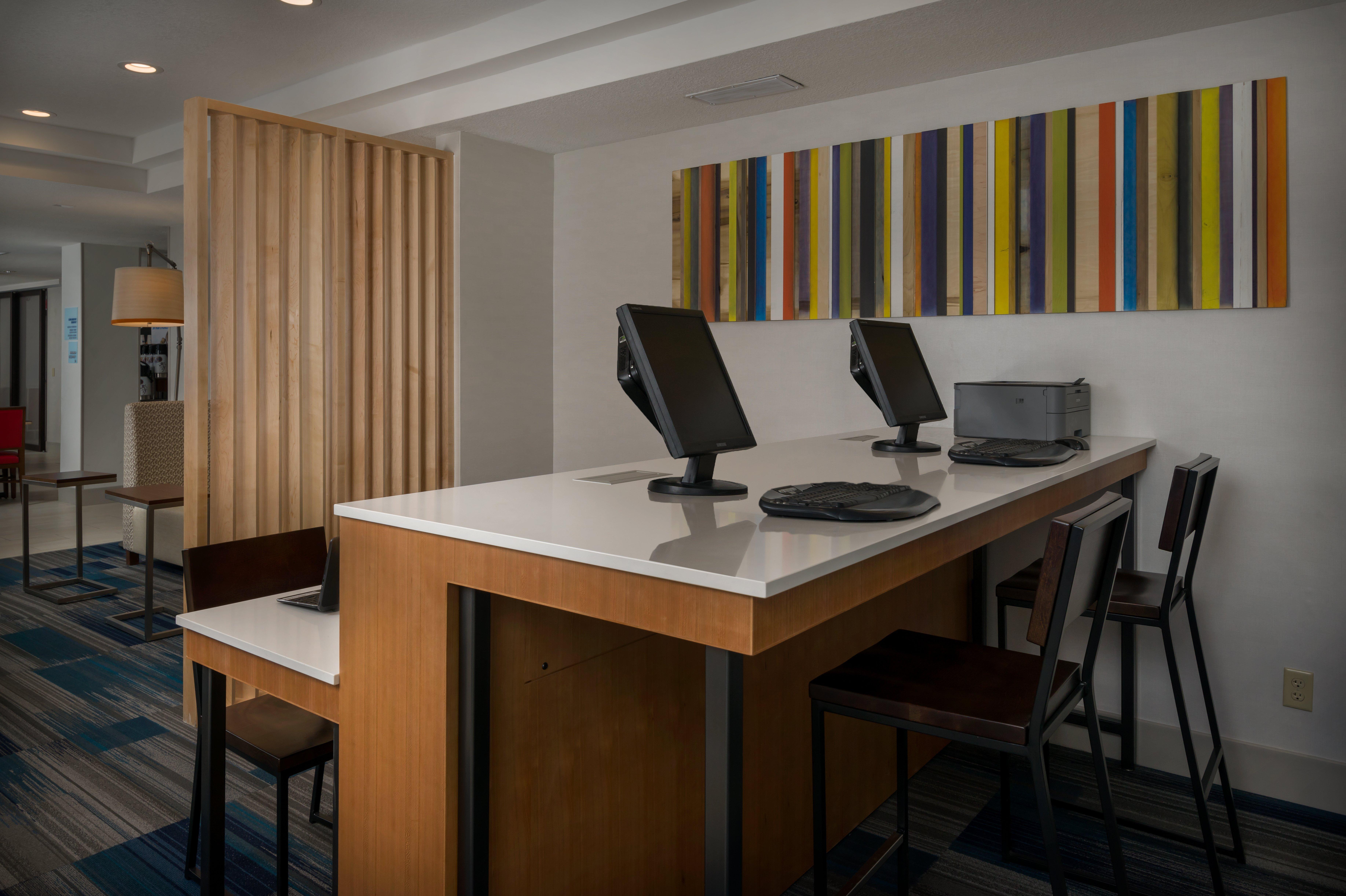 Holiday Inn Express Lawrence By Ihg Luaran gambar