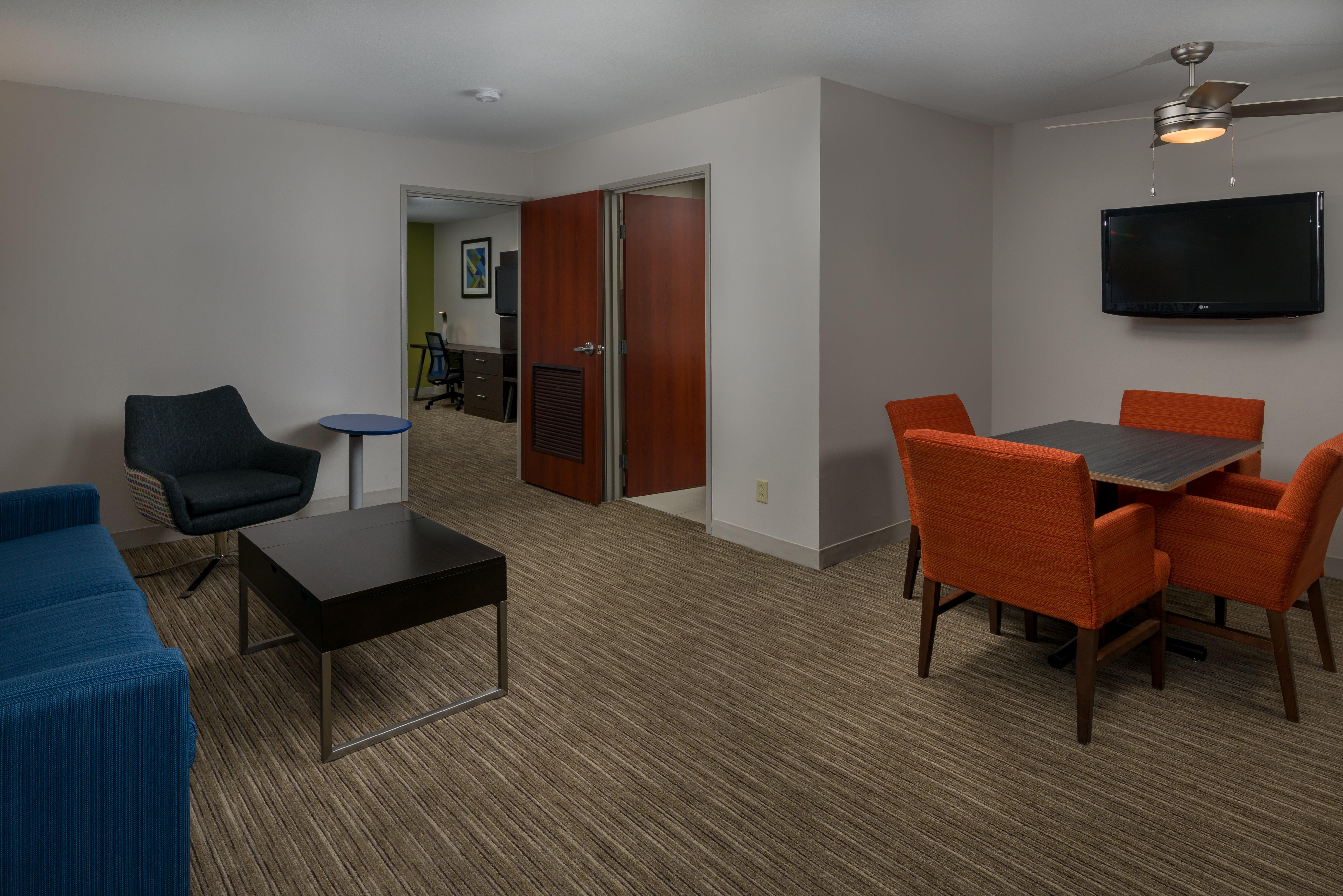 Holiday Inn Express Lawrence By Ihg Luaran gambar